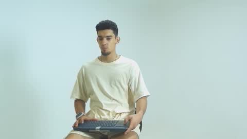 prince_arthur77 online show from 14, 1, 2026