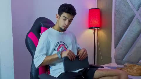 prince_arthur77 online show from 18, 2, 2026