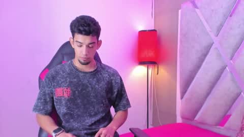 prince_arthur77 online show from 17, 3, 2026