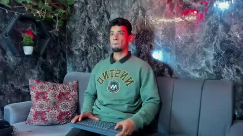 prince_arthur77 online show from 3, 6, 2026