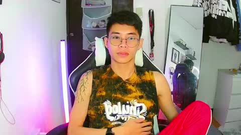 Snapshot of prince_harrison chatting on 22, 5, 2026 prince_harrison online show from 22, 5, 2026
