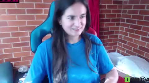Snapshot of princesa_leia_zathur chatting on 1, 7, 2026 Leia online show from 1, 7, 2026