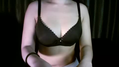 Snapshot of princess916446 chatting on 5, 12, 2024 princess online show from 5, 12, 2024