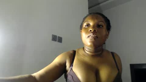 Karina online show from 10, 4, 2026