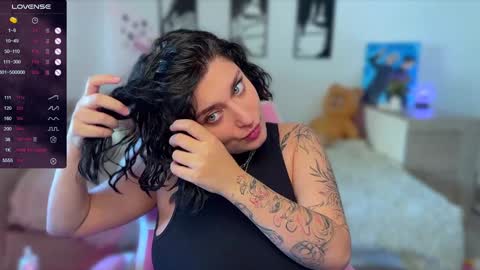 Lina online show from 28, 1, 2025