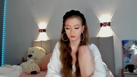 Snapshot of princess_nier chatting on 23, 12, 2024 Princess Diana online show from 23, 12, 2024