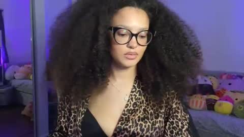 Amber online show from 5, 12, 2025