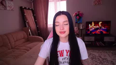 Snapshot of princessamira1 chatting on 22, 6, 2026 princessamira1 online show from 22, 6, 2026