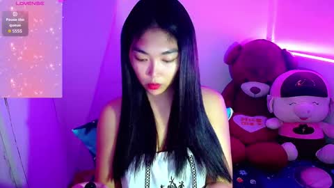 Snapshot of princesscutiexx chatting on 16, 10, 2025 Hello everyone this is your beloved Athena again I present the most comfortable and kind room I accept everyone with kindness online show from 16, 10, 2025