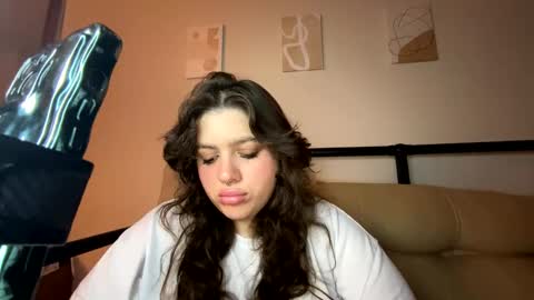 Snapshot of princesslaylaa chatting on 12, 10, 2025 princessviccxo online show from 12, 10, 2025