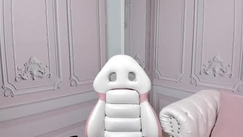   online show from 12, 2, 2025