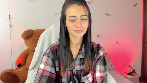 Snapshot of princessluna_14 chatting on 16, 10, 2025 princessluna_14 online show from 16, 10, 2025