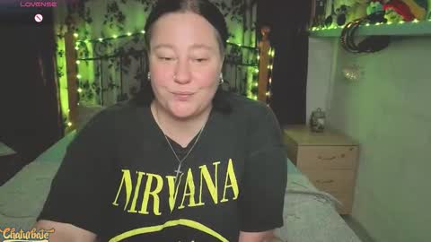 Lux Alot Luxi online show from 4, 3, 2026