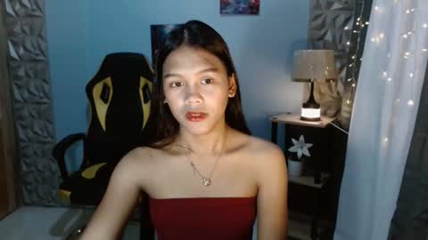 Snapshot of princessrynn chatting on 22, 11, 2025 princessrynn online show from 22, 11, 2025