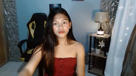 Snapshot of princessrynn chatting on 27, 11, 2025 princessrynn online show from 27, 11, 2025