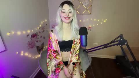 Snapshot of princessstarrxxx chatting on 7, 1, 2026 Starr online show from 7, 1, 2026