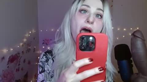 Snapshot of princessstarrxxx chatting on 14, 1, 2026 Starr online show from 14, 1, 2026