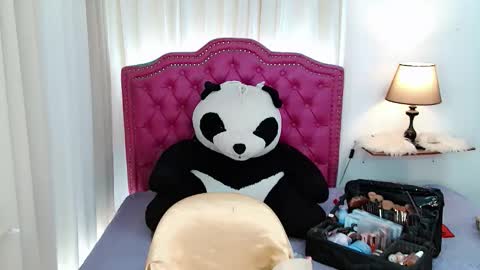 Snapshot of princessyanzy chatting on 25, 4, 2026 princessyanzy1 online show from 25, 4, 2026