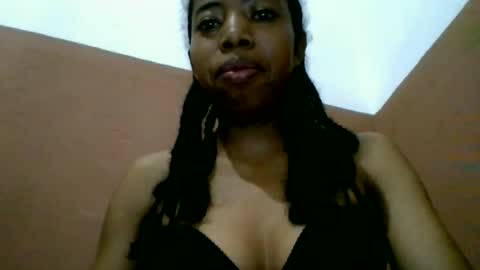 Snapshot of prisca880319 chatting on 6, 7, 2026 prisca880319 online show from 6, 7, 2026