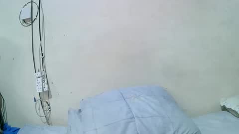 pritty_amber online show from 14, 4, 2026