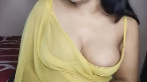 Snapshot of priyu_ chatting on 20, 11, 2025 priyu_ online show from 20, 11, 2025