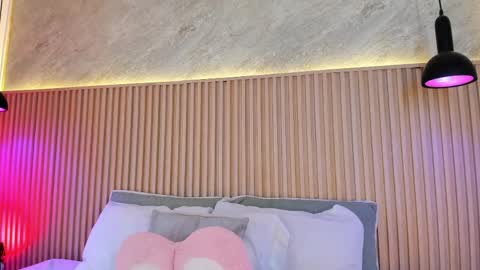 Profana Red online show from 12, 4, 2026