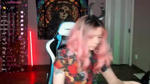 Snapshot of project_hisoka44 chatting on 11, 11, 2025 Di online show from 11, 11, 2025