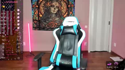 Snapshot of project_hisoka44 chatting on 24, 11, 2025 Di online show from 24, 11, 2025