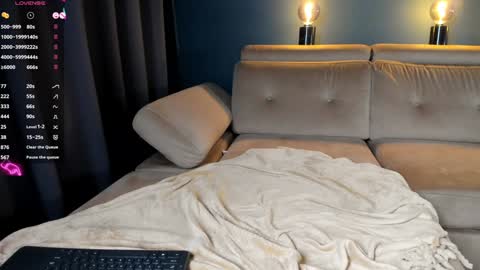 Raven  but you can call me sweetie or honey too  online show from 7, 2, 2025