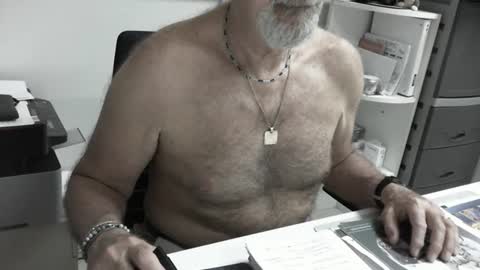 mature hairy guy online show from 27, 6, 2026