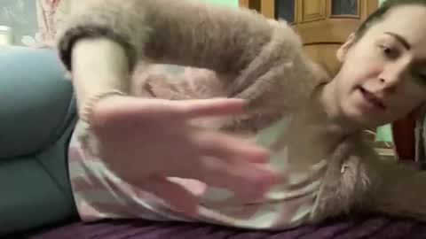 Snapshot of proud_sweet_21 chatting on 5, 11, 2025 proud sweet 21 online show from 5, 11, 2025