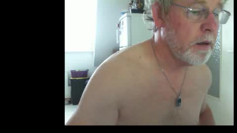 Snapshot of ptitrouquin chatting on 18, 9, 2025 ptitrouquin online show from 18, 9, 2025