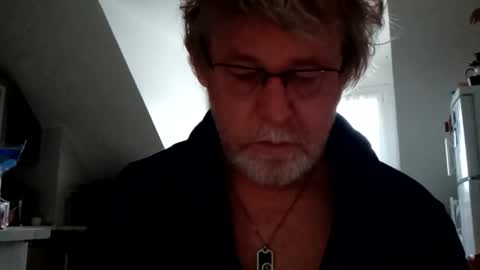 Snapshot of ptitrouquin chatting on 16, 10, 2025 ptitrouquin online show from 16, 10, 2025