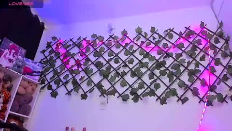 Snapshot of pucaa_ chatting on 6, 2, 2025 Emma Rico model indep online show from 6, 2, 2025