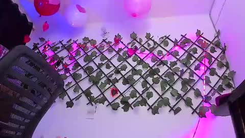 Snapshot of pucaa_ chatting on 11, 2, 2025 Emma Rico model indep online show from 11, 2, 2025