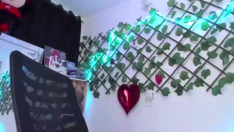 Snapshot of pucaa_ chatting on 2, 3, 2025 Emma Rico model indep online show from 2, 3, 2025