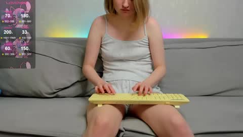 Snapshot of puddingpantie chatting on 17, 4, 2026 puddingpantie online show from 17, 4, 2026