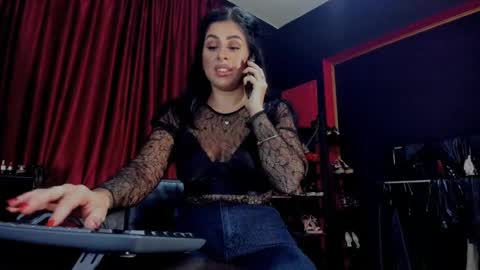 Snapshot of puffy_love chatting on 6, 12, 2024 MissPuffyLove online show from 6, 12, 2024