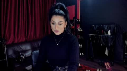 Snapshot of puffy_love chatting on 7, 12, 2024 MissPuffyLove online show from 7, 12, 2024