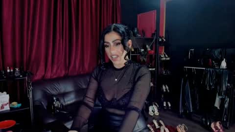 Snapshot of puffy_love chatting on 12, 12, 2024 MissPuffyLove online show from 12, 12, 2024