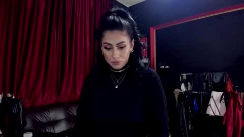 Snapshot of puffy_love chatting on 16, 10, 2025 MissPuffyLove online show from 16, 10, 2025