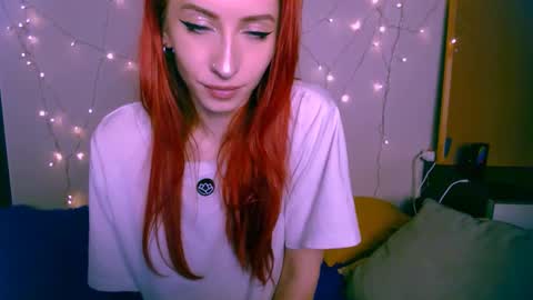 Snapshot of pufpufog chatting on 2, 12, 2024 EsteticHouse online show from 2, 12, 2024