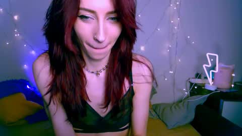Snapshot of pufpufog chatting on 23, 1, 2025 EsteticHouse online show from 23, 1, 2025