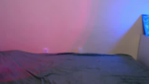 Snapshot of pufpufog chatting on 16, 10, 2025 EsteticHouse online show from 16, 10, 2025