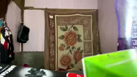 Snapshot of puki_hot chatting on 18, 11, 2025 puki_hot online show from 18, 11, 2025