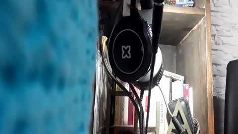 Snapshot of puky_mza chatting on 15, 12, 2024 puky_mza online show from 15, 12, 2024