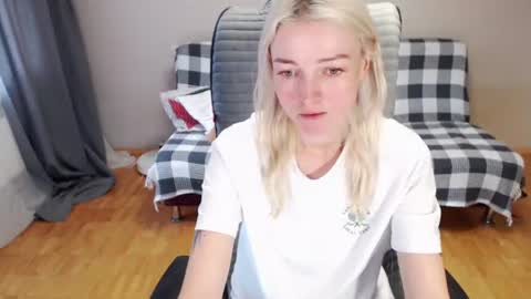 Snapshot of puma_ma chatting on 9, 7, 2026 Polly online show from 9, 7, 2026