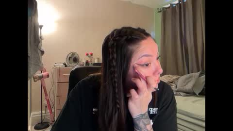 Pumpkin bunny online show from 15, 12, 2025