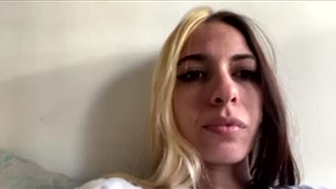 Snapshot of punksnotdeadalu chatting on 2, 5, 2026 punksnotdeadalu online show from 2, 5, 2026
