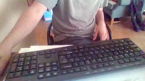 Snapshot of pup_y chatting on 15, 9, 2025 pup_y online show from 15, 9, 2025